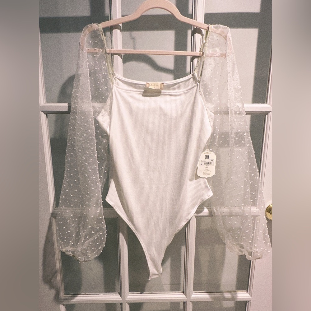 💛Alter’d State💛Square neck spring mixed fabric organza sleeve bodysuit